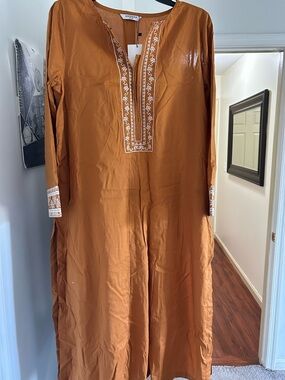 Women's Long Sleeve Embroidered Tunic Dress in Rust